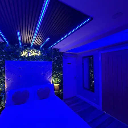 Апартаменты Luxury Брадфорд