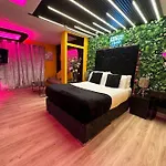 Luxury برادفورد