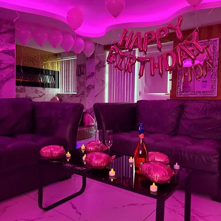 Luxury Bradford (West Yorkshire)
