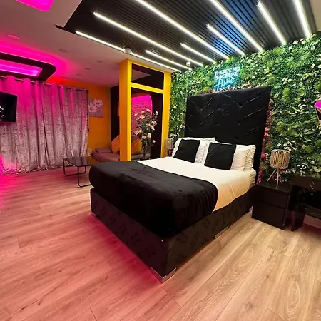 Luxury Bradford (West Yorkshire)